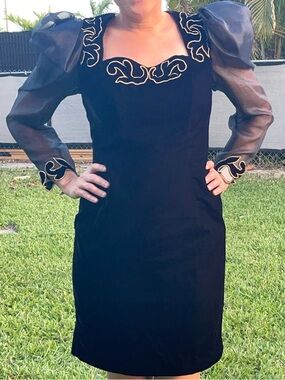 Kokomo Dress Women’s 9/10 Black Velvet Puffy Sheer Sleeves Gold Trim Vintage 80s